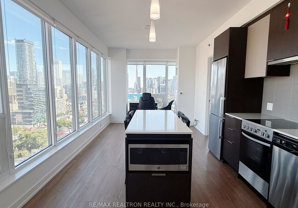 203-college-street-toronto-ontario-c12322488