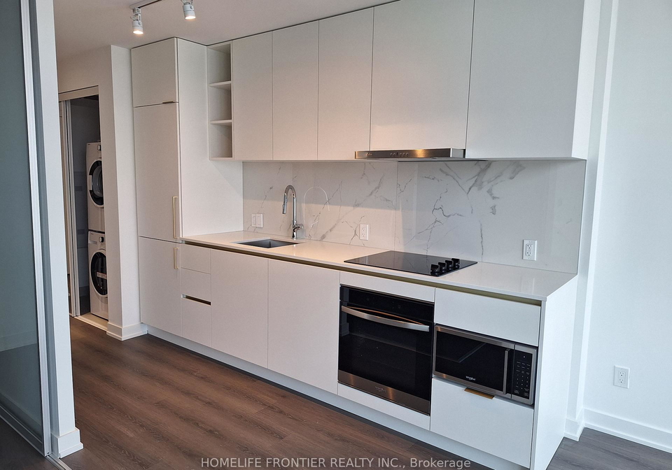 8-wellesley-street-w-w-toronto-ontario-c12322490