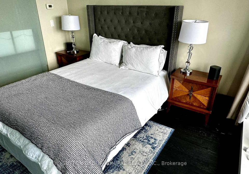 5-st-joseph-street-toronto-ontario-c12322809
