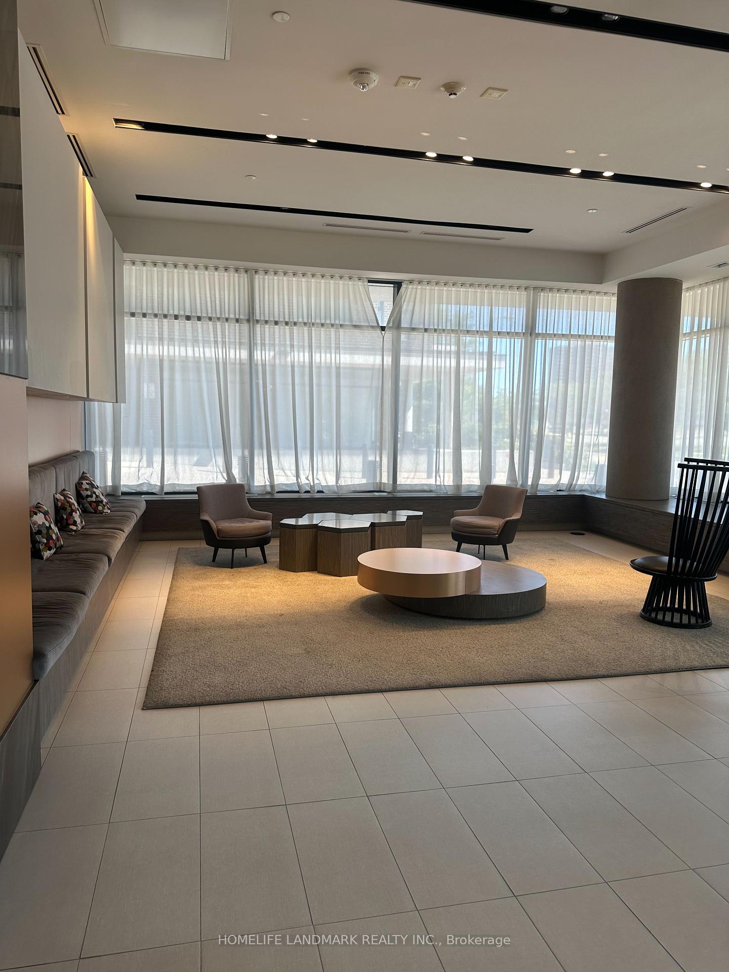 128-fairview-mall-drive-north-york-ontario-c12322866