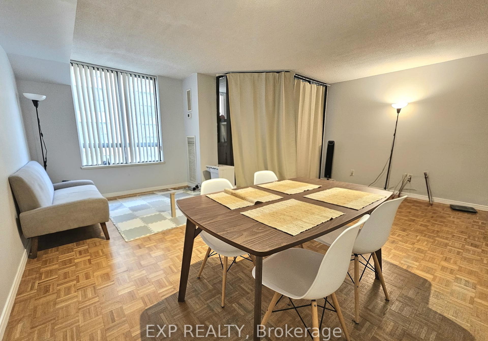 211-st-patrick-street-toronto-ontario-c12322874