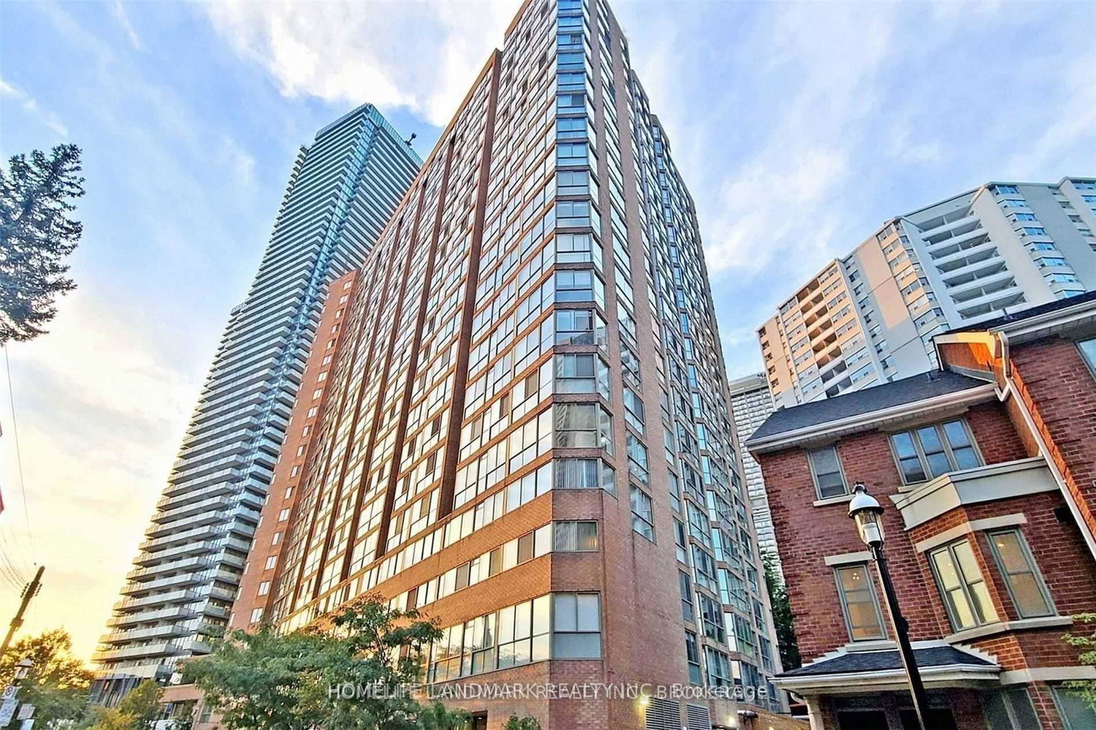 1055-bay-street-toronto-ontario-c12322989