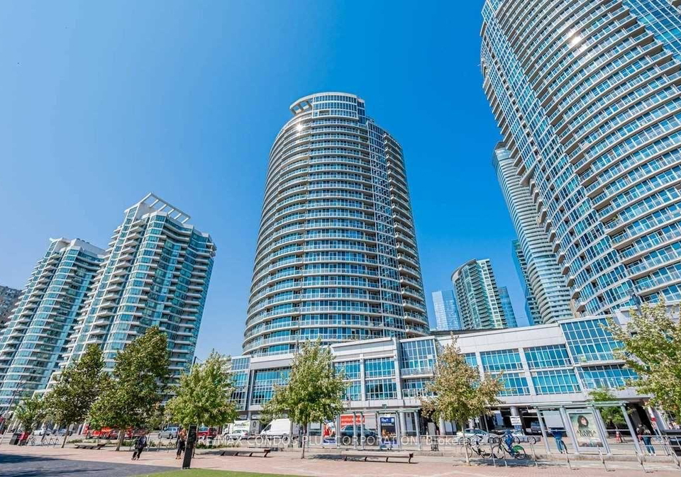 218-queens-quay-na-w-w-toronto-ontario-c12323018