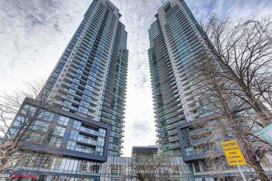 5162-yonge-street-toronto-ontario-c12323055