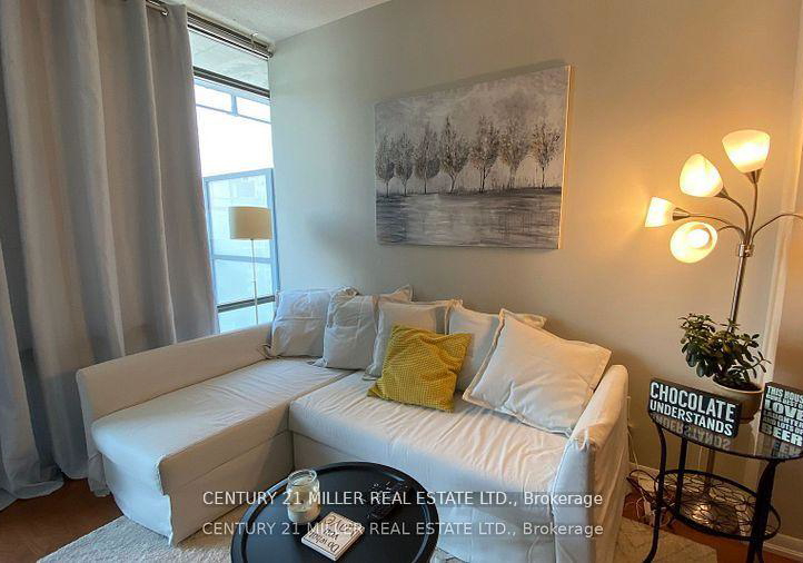 38-grenville-street-toronto-ontario-c12323120