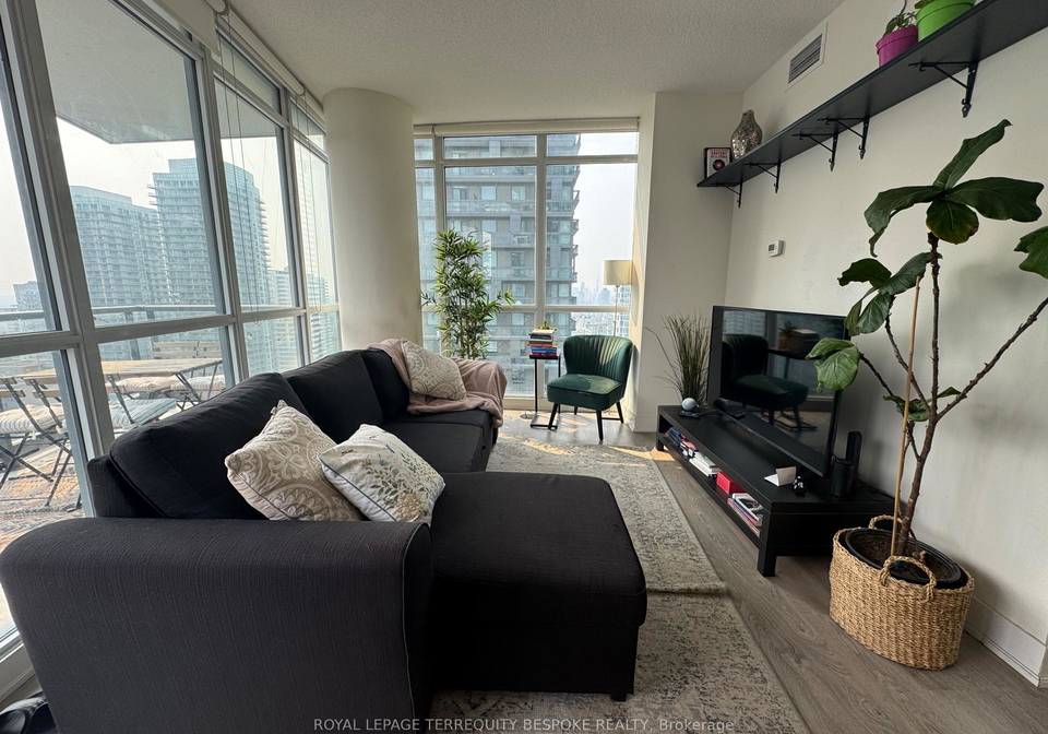 30-roehampton-avenue-toronto-ontario-c12323151
