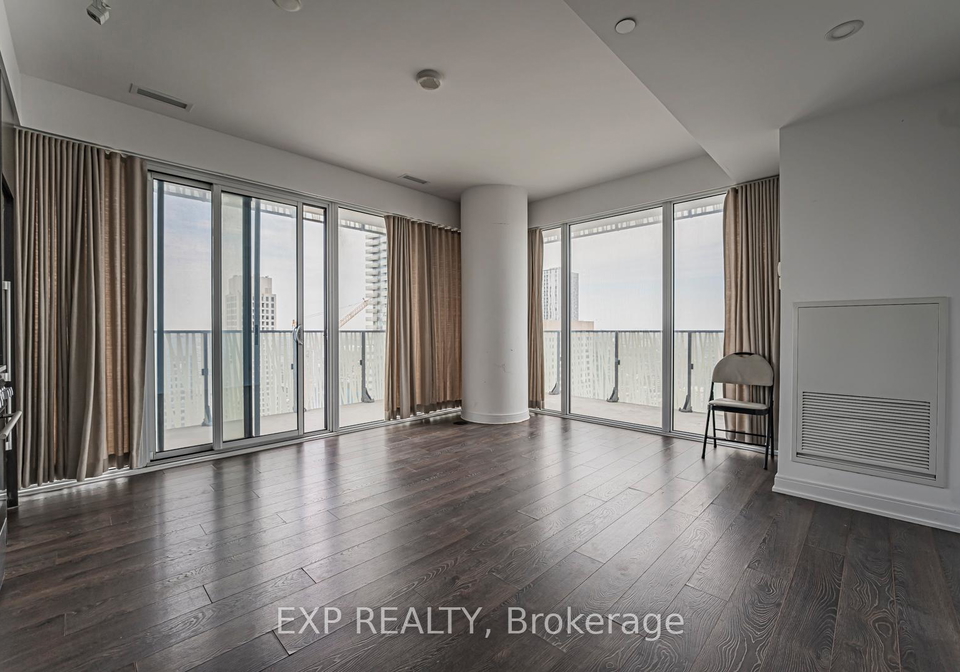 42-charles-street-e-e-toronto-ontario-c12323282