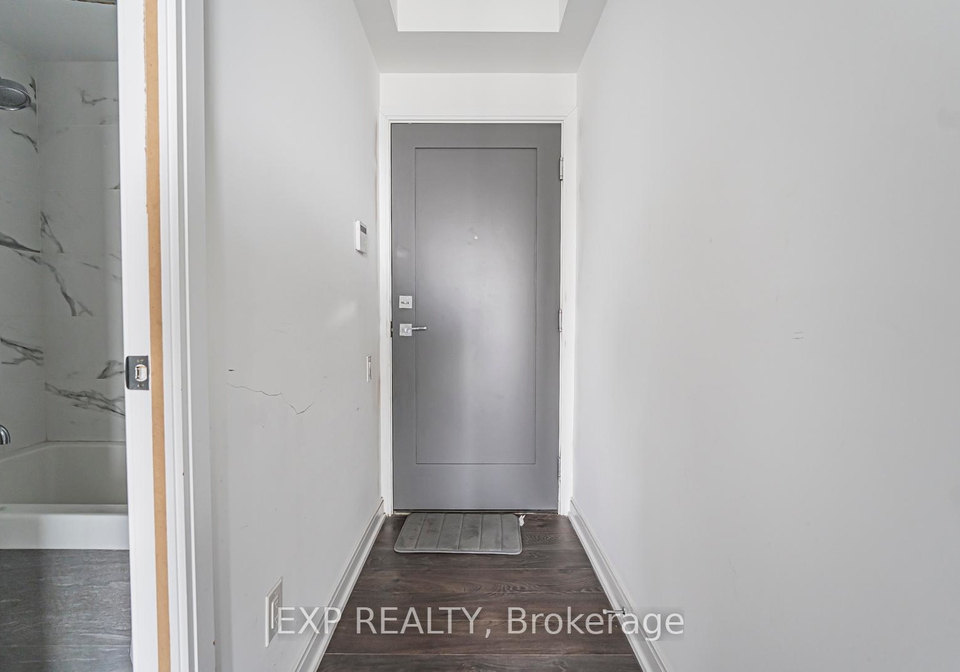 42-charles-street-e-e-toronto-ontario-c12323282