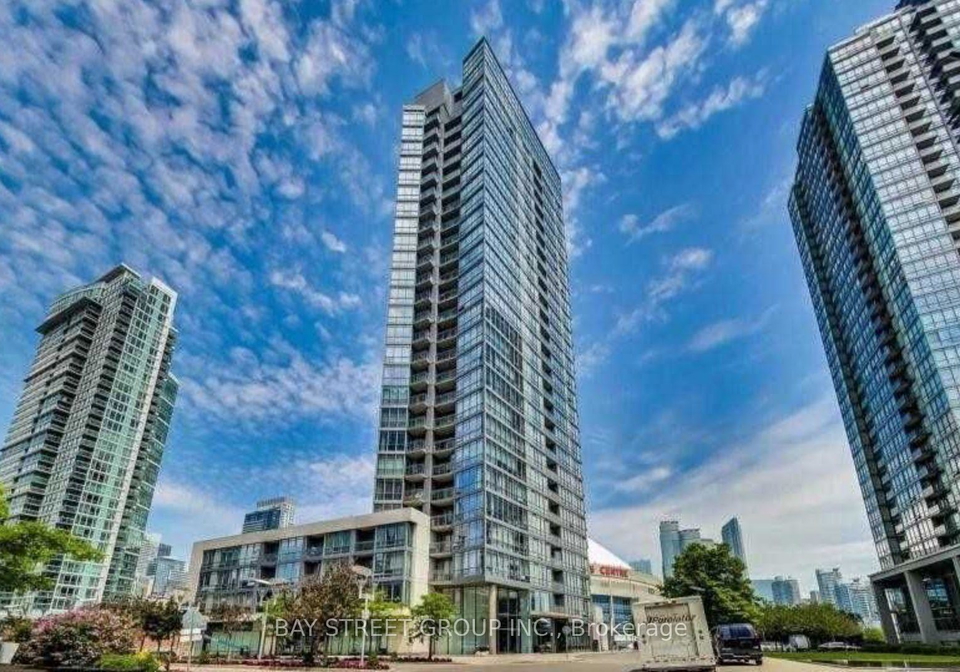 3-navy-wharf-court-toronto-ontario-c12323325