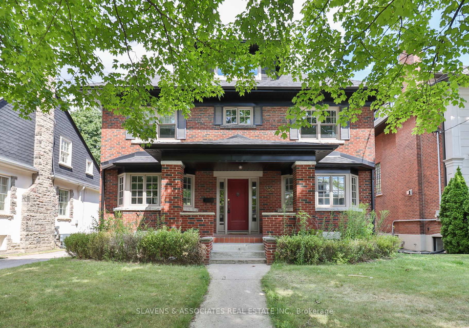 56-alexandra-boulevard-toronto-ontario-c12323330
