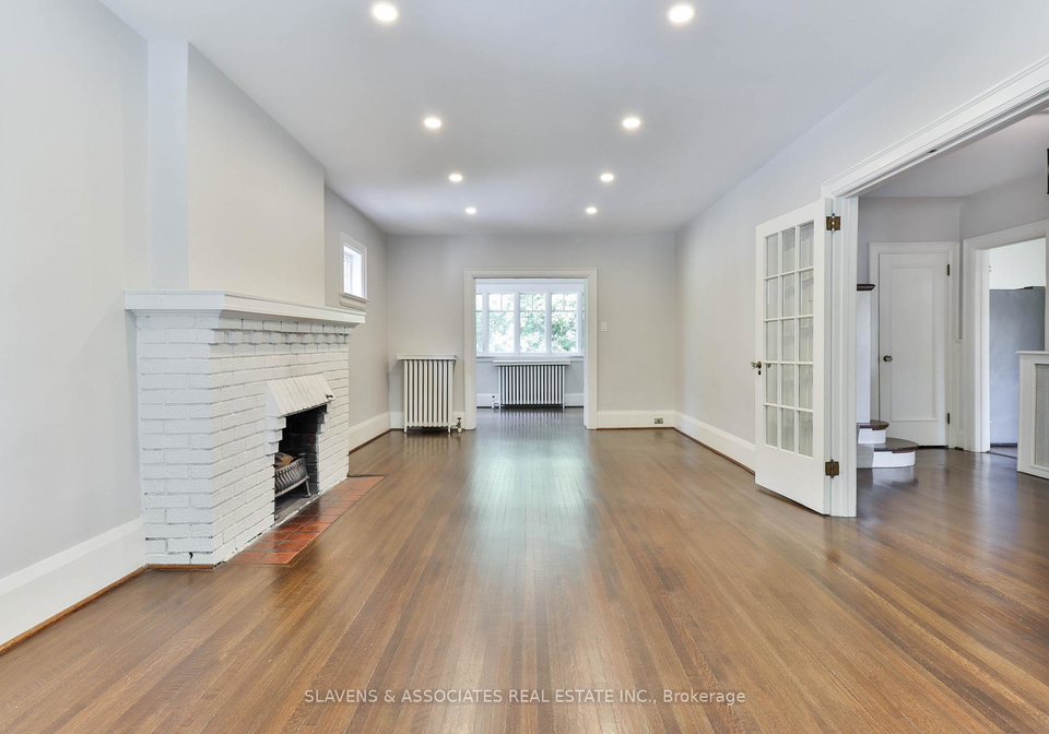 56-alexandra-boulevard-toronto-ontario-c12323330