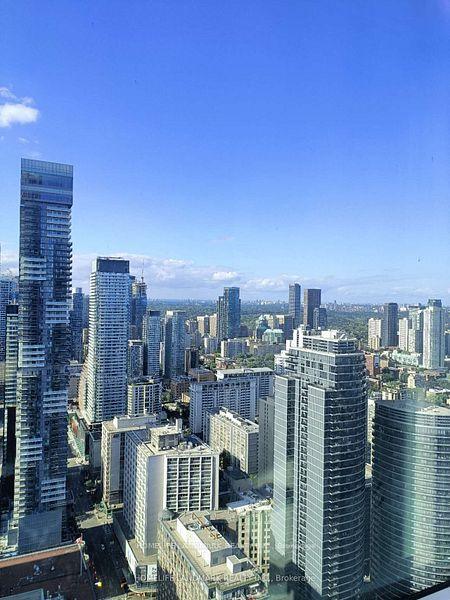 386-yonge-street-toronto-ontario-c12323381