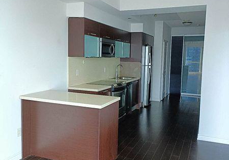 386-yonge-street-toronto-ontario-c12323381