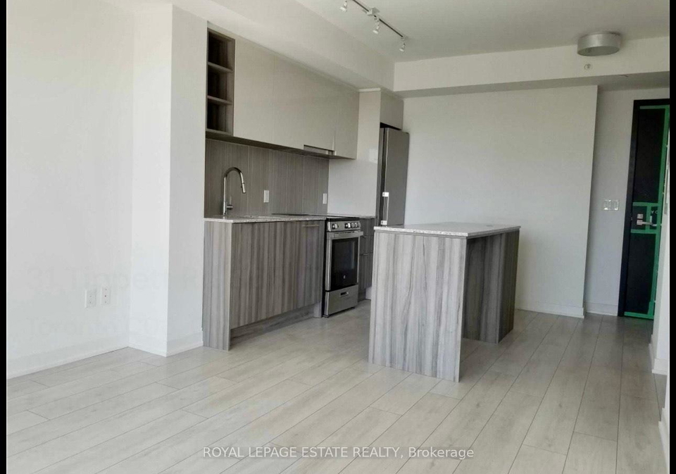 31-tippett-road-toronto-ontario-c12323507