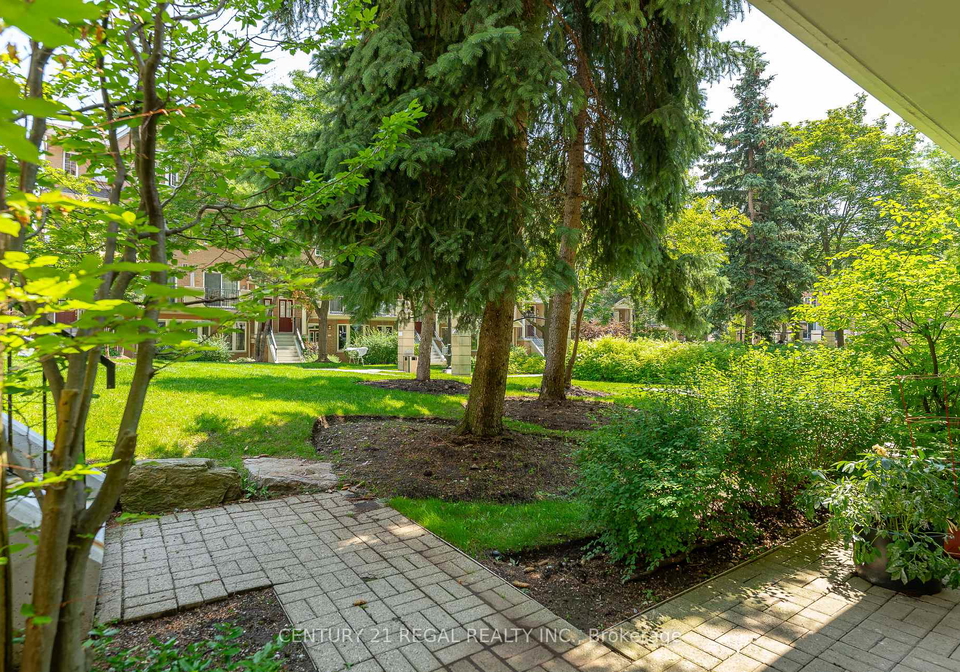 124-grandview-way-north-york-ontario-c12323511