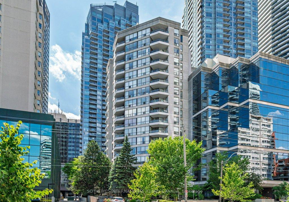 30-holly-street-toronto-ontario-c12323940