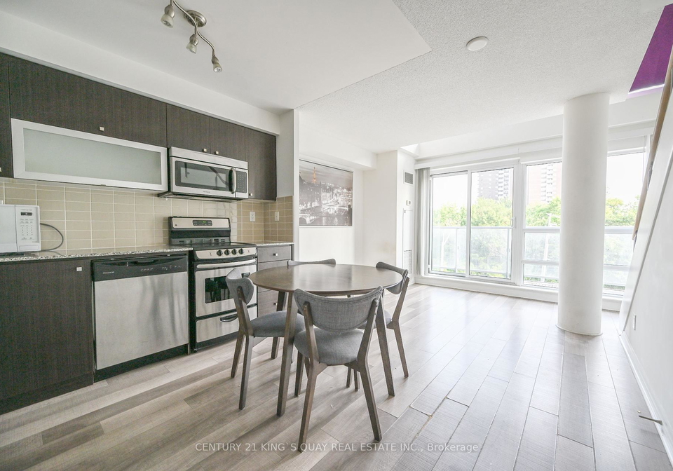 2015-sheppard-avenue-e-e-north-york-ontario-c12323970