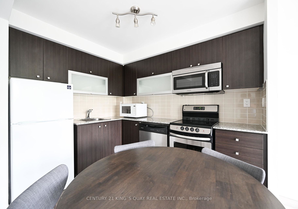 2015-sheppard-avenue-e-e-north-york-ontario-c12323970