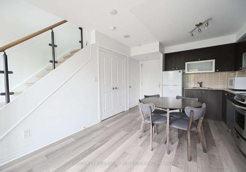 2015-sheppard-avenue-e-e-north-york-ontario-c12323970