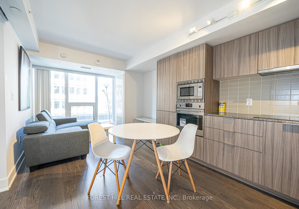 955-bay-street-toronto-ontario-c12324142