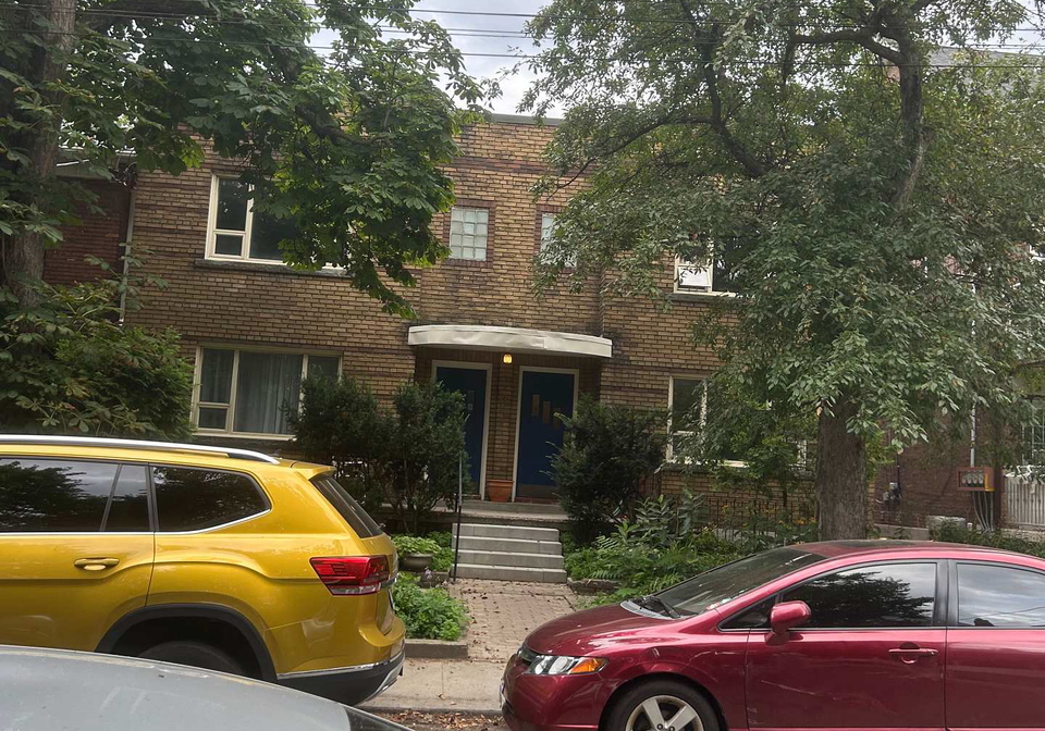 18-delaware-avenue-toronto-ontario-c12324163