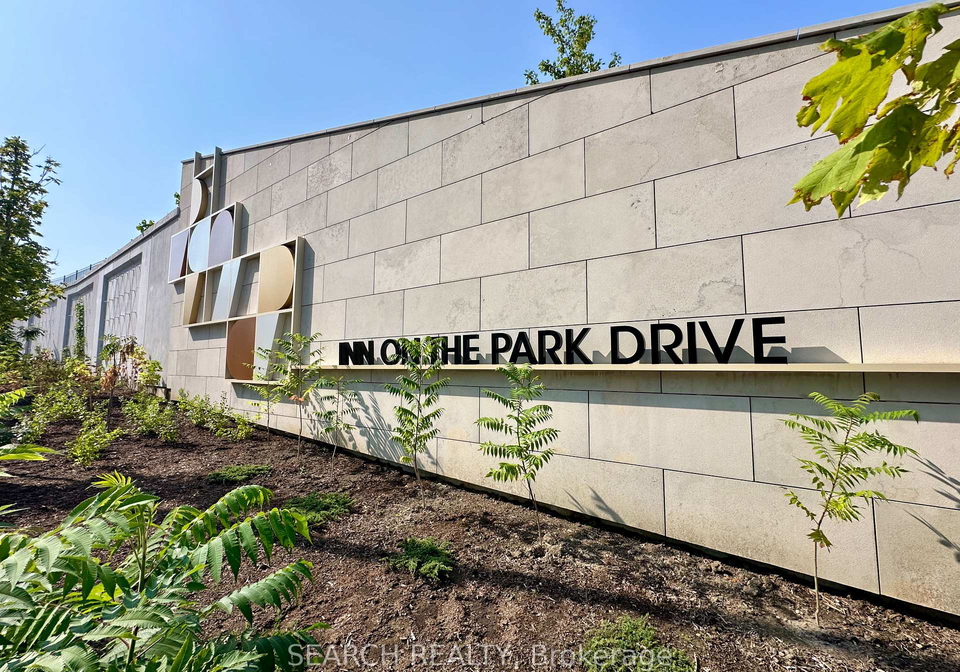 10-inn-on-the-park-drive-north-york-ontario-c12324192