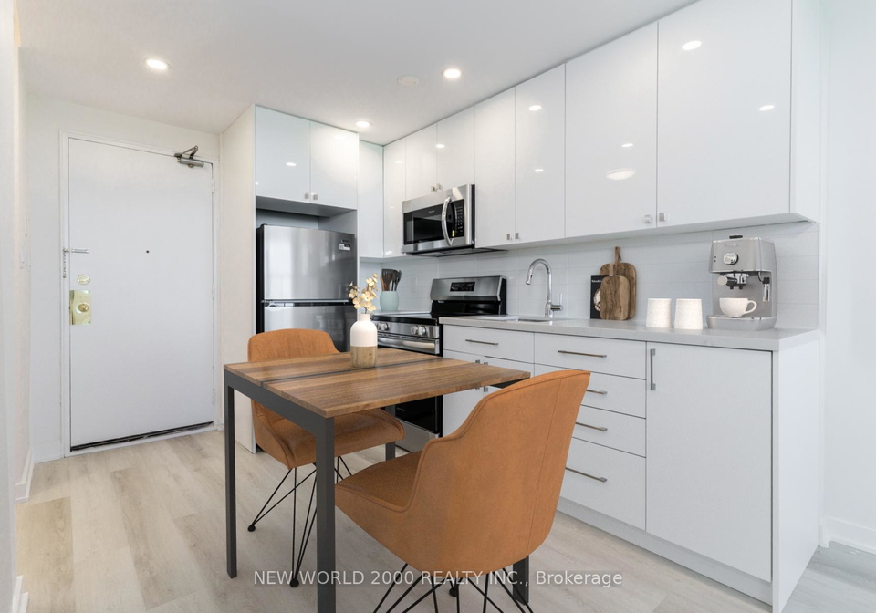 485-eglinton-avenue-e-e-toronto-ontario-c12324546