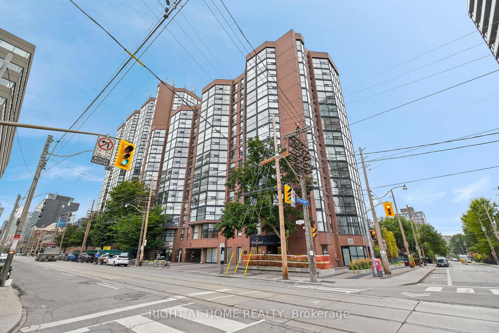 725-king-street-w-w-toronto-ontario-c12324710