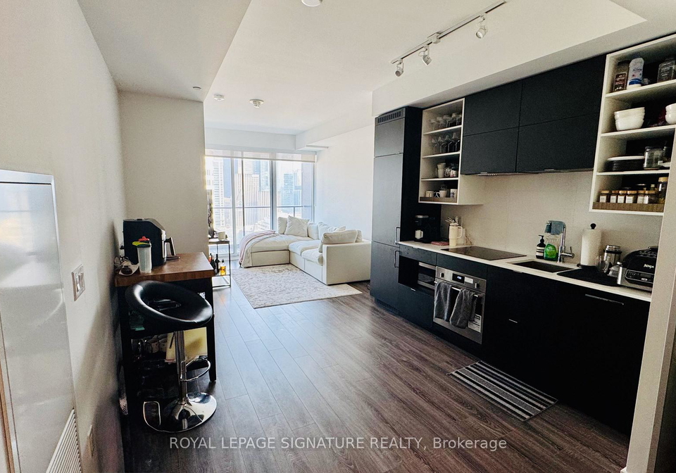 20-edward-street-toronto-ontario-c12324912