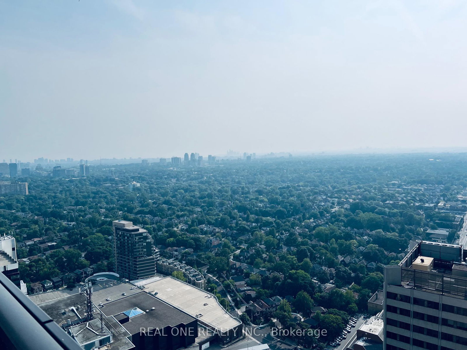 8-eglinton-avenue-e-e-toronto-ontario-c12324973