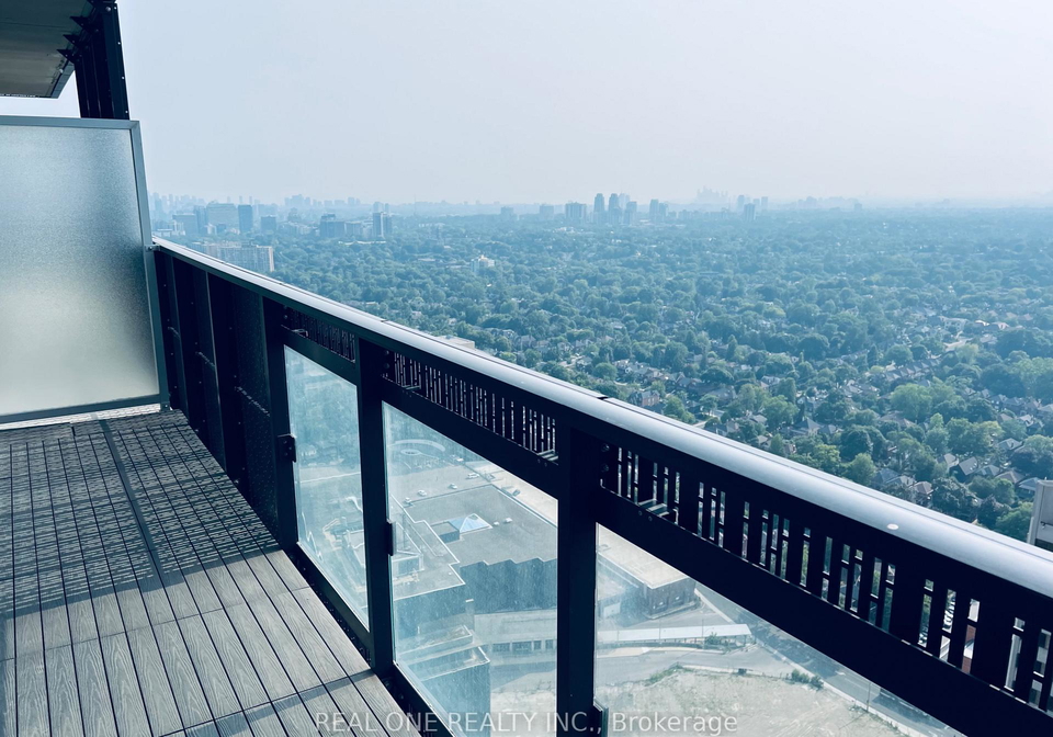 8-eglinton-avenue-e-e-toronto-ontario-c12324973