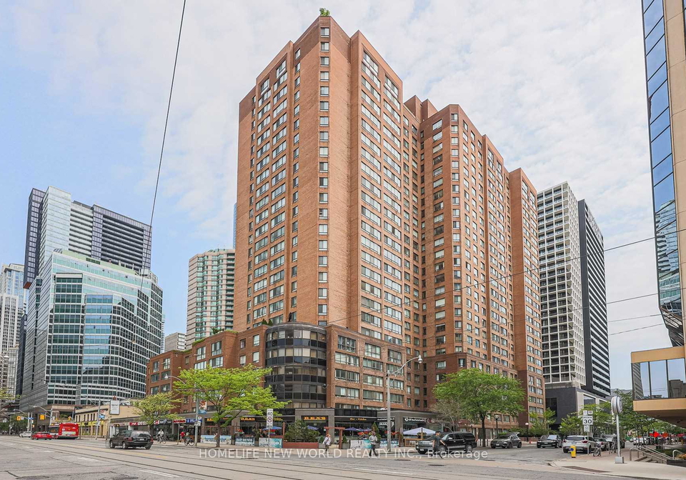 633-bay-street-toronto-ontario-c12325199