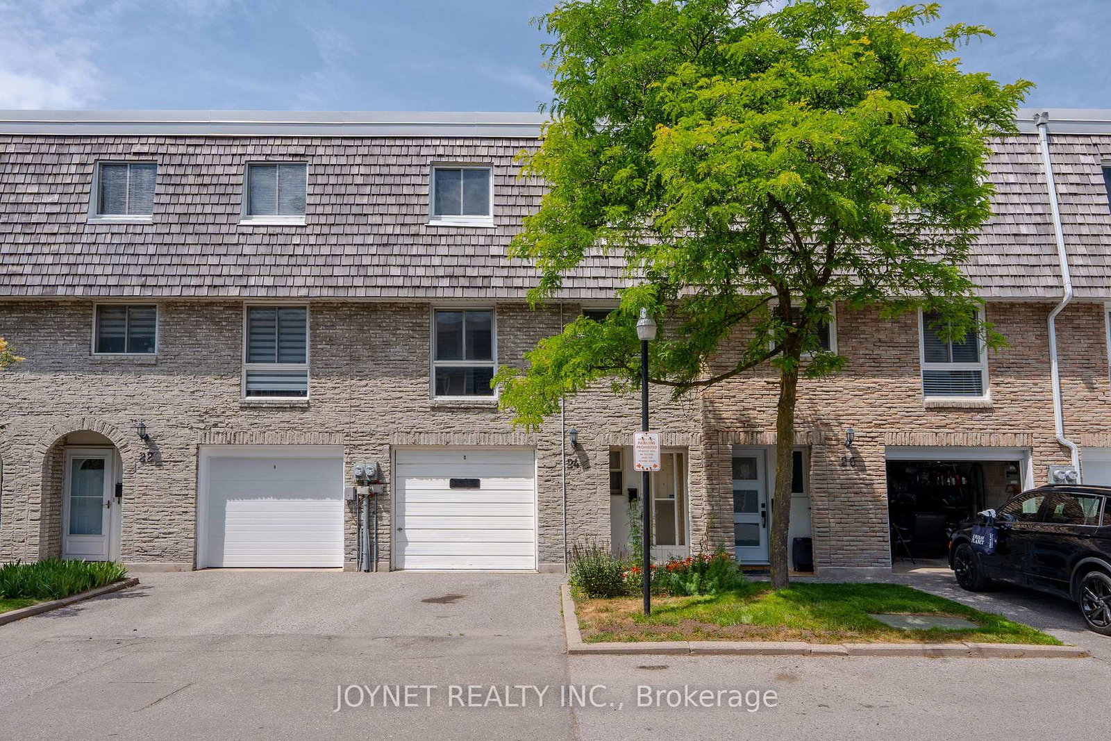 24-wild-briarway-na-north-york-ontario-c12325222