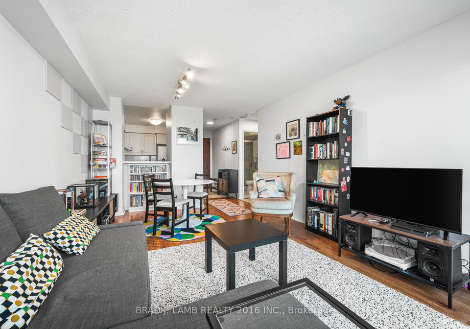 8-pemberton-avenue-north-york-ontario-c12325337