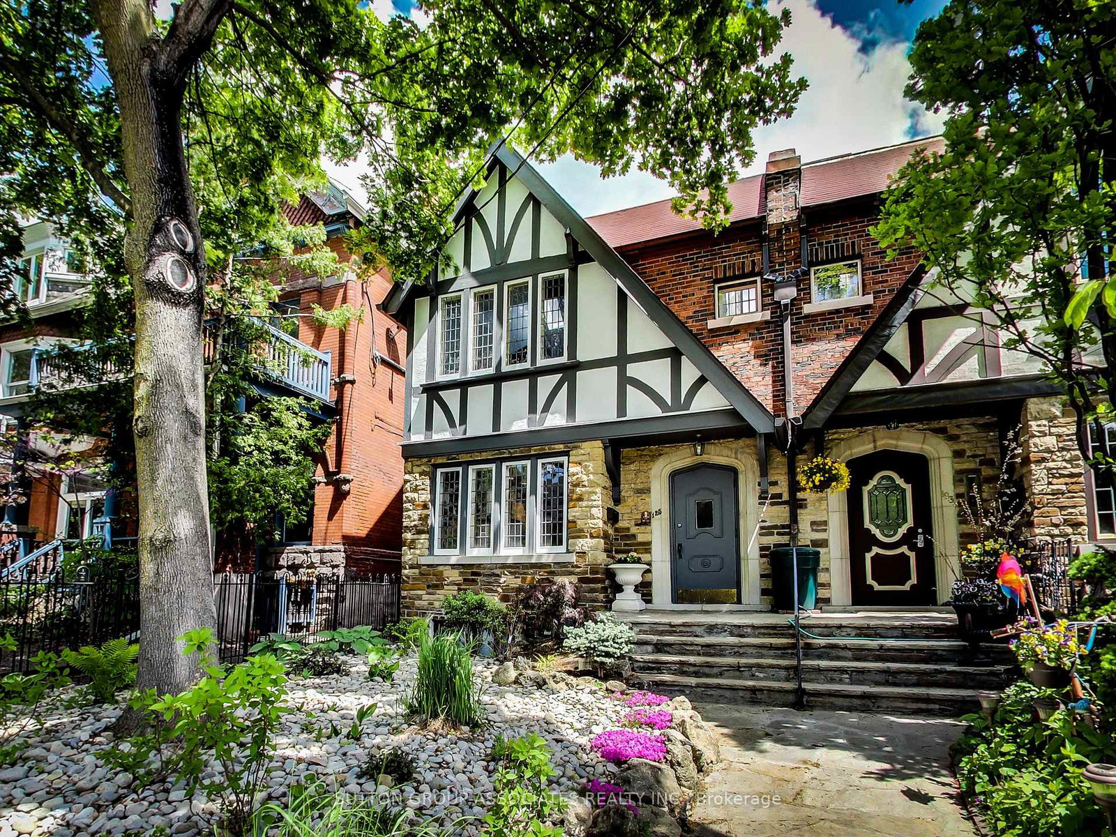 125-walmer-road-toronto-ontario-c12325359