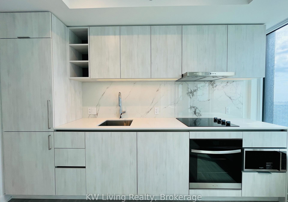 8-wellesley-street-w-w-toronto-ontario-c12325437