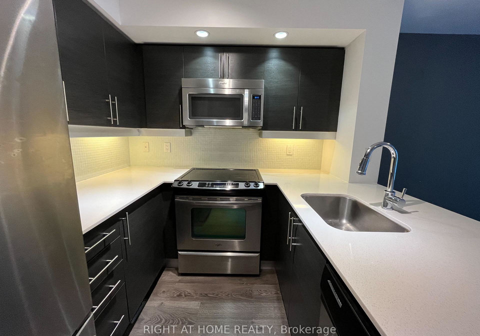 75-east-liberty-street-toronto-ontario-c12325471