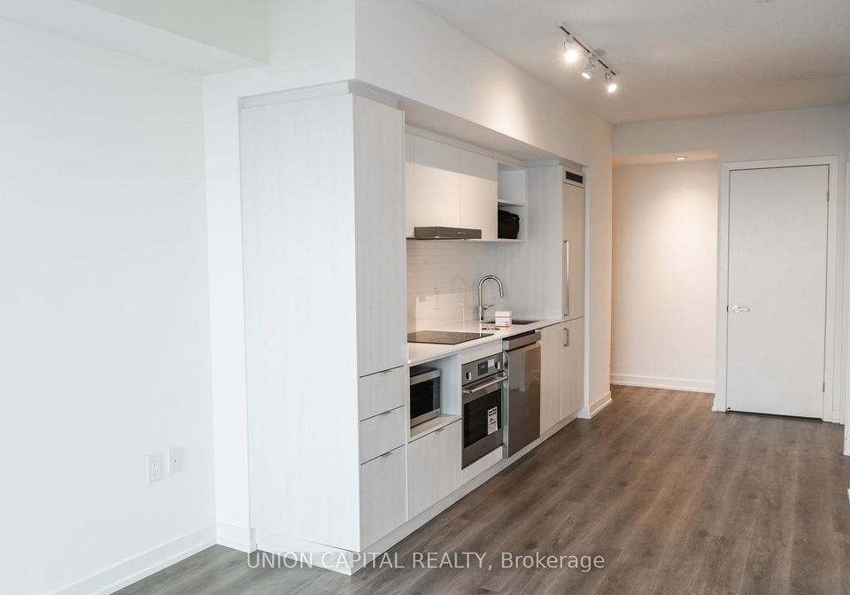 138-downes-street-toronto-ontario-c12325516