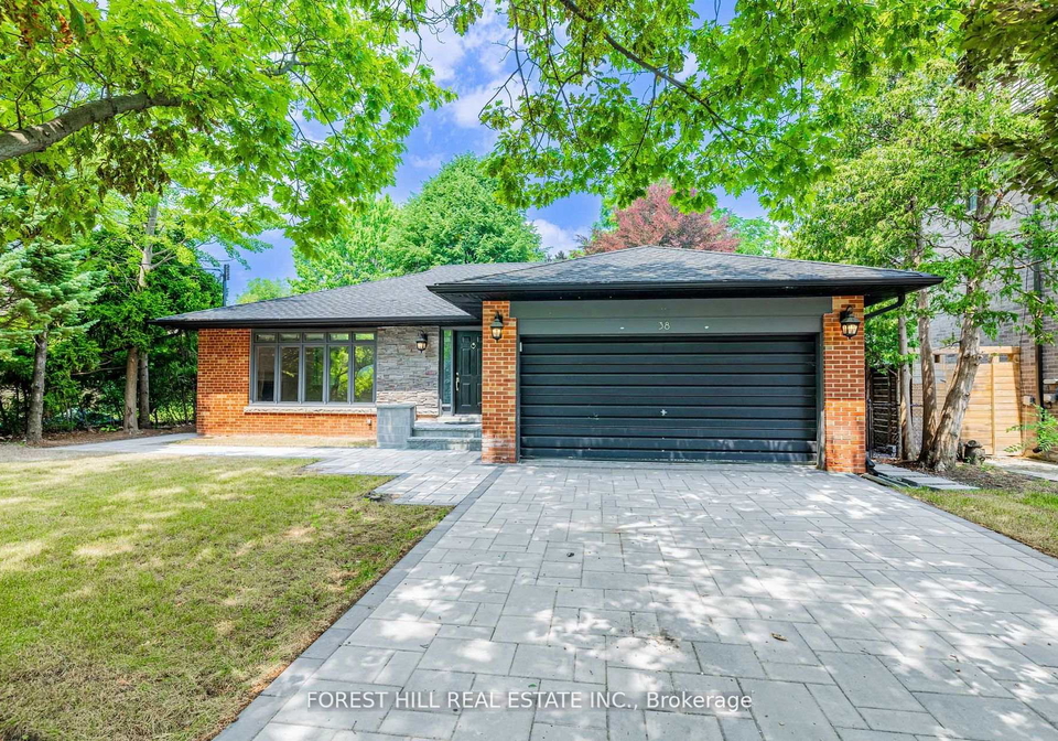 38-citation-drive-north-york-ontario-c12325540