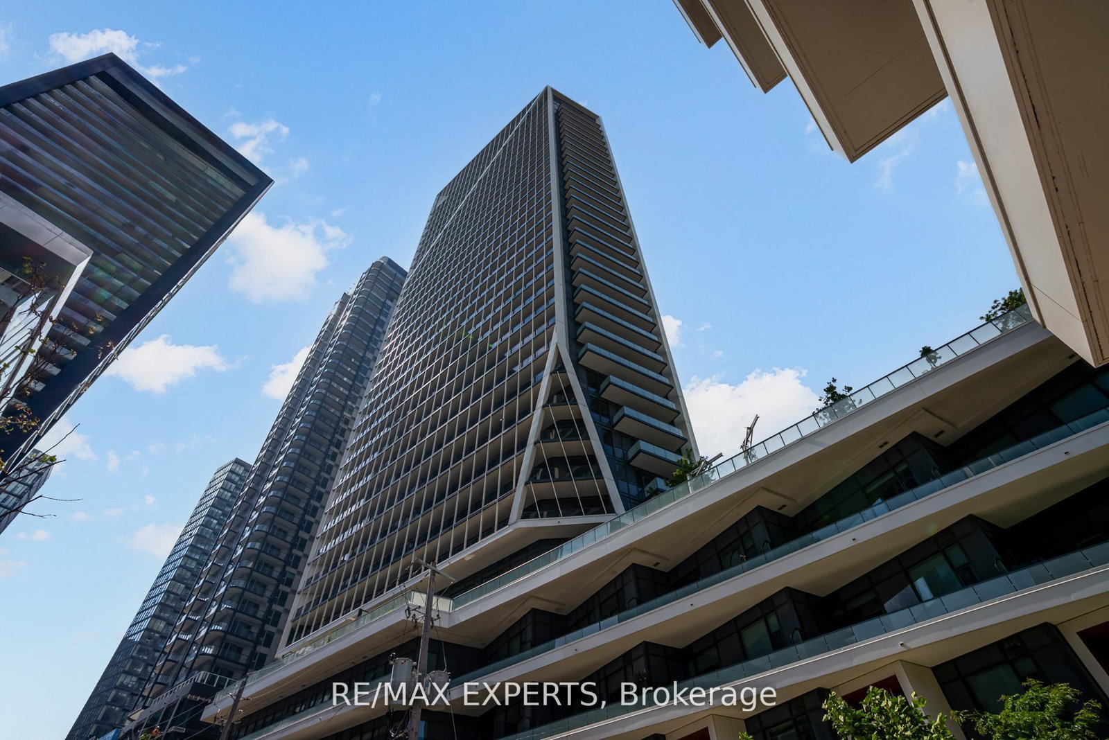 50-ordnance-street-toronto-ontario-c12325559