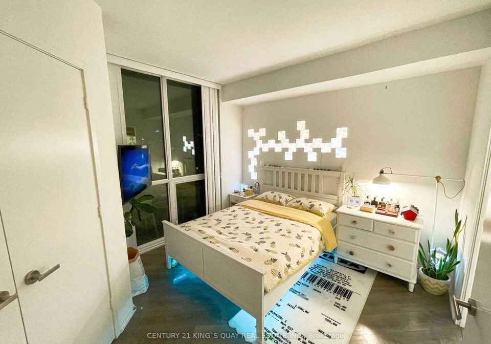 45-charles-street-e-e-toronto-ontario-c12325667