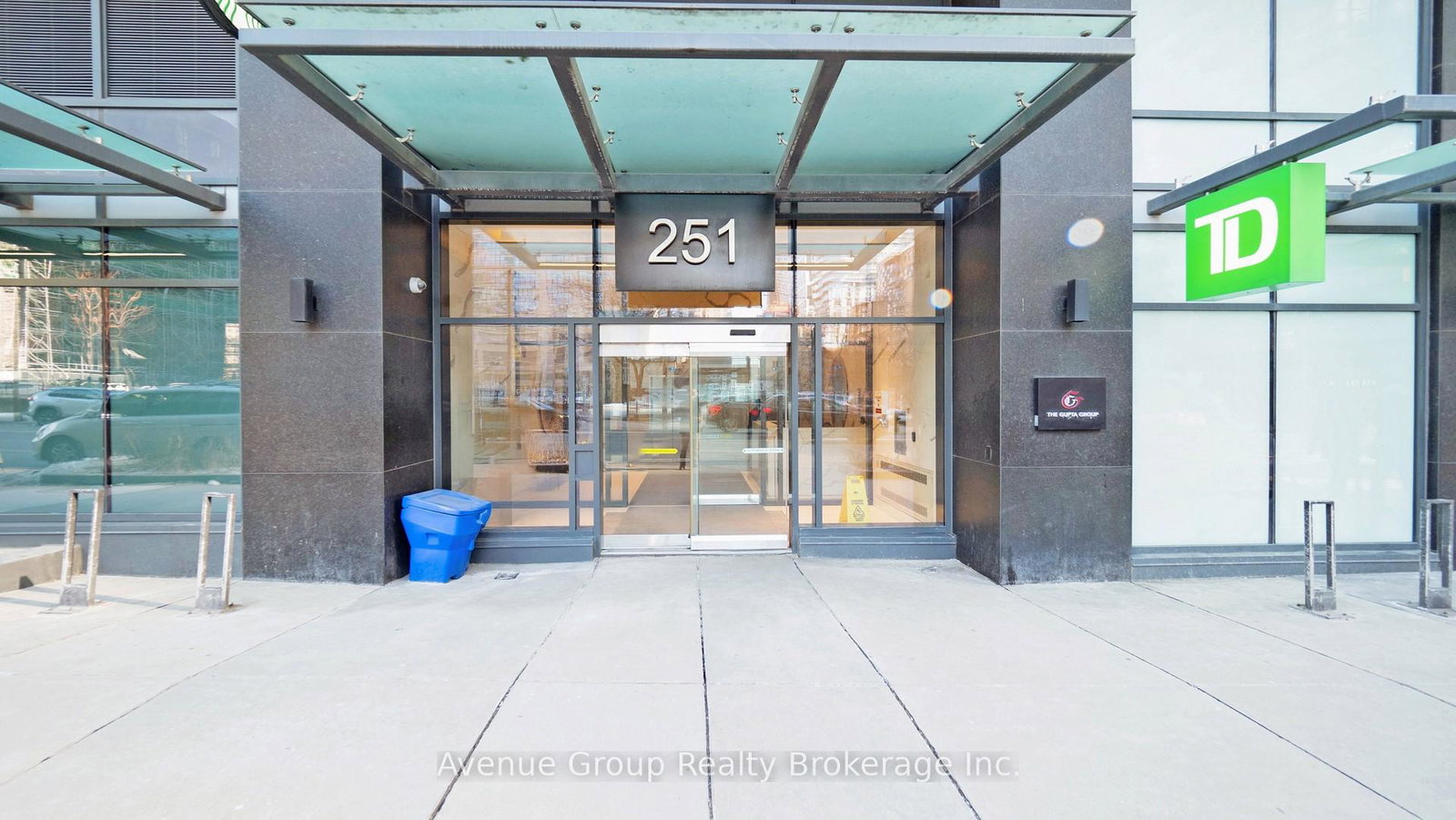 251-jarvis-street-toronto-ontario-c12325775