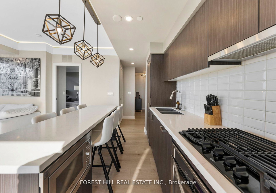 501-st-clair-avenue-w-w-toronto-ontario-c12325828