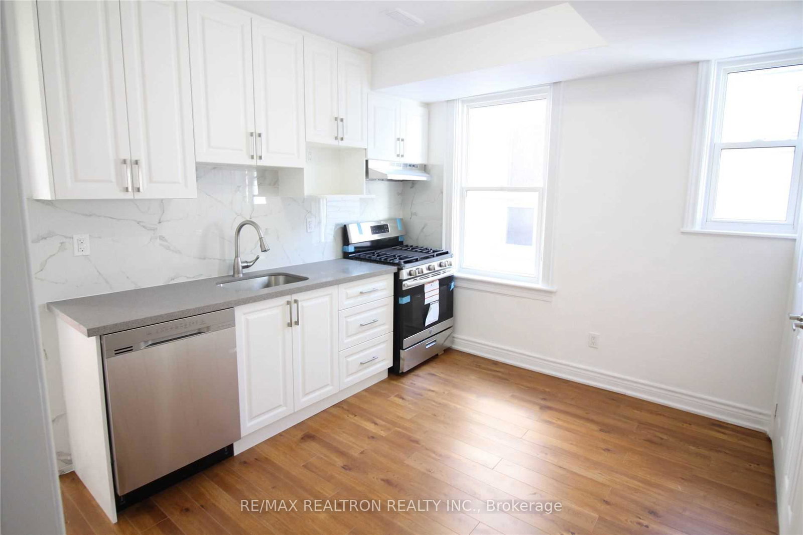 231-christie-street-toronto-ontario-c12325941