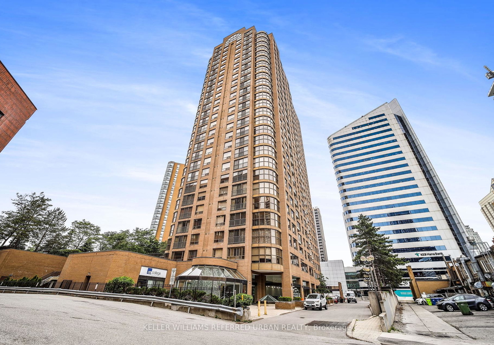 100-upper-madison-avenue-toronto-ontario-c12325979