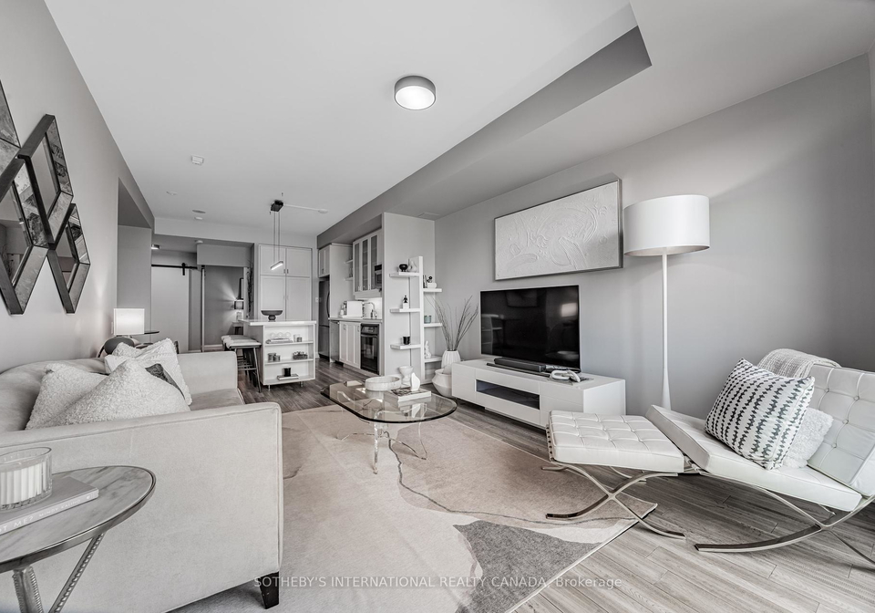 20-scrivener-square-toronto-ontario-c12325980