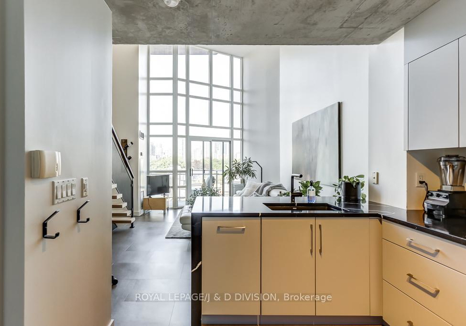 255-richmond-street-e-e-toronto-ontario-c12325982