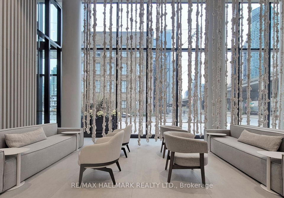 55-cooper-street-toronto-ontario-c12326030