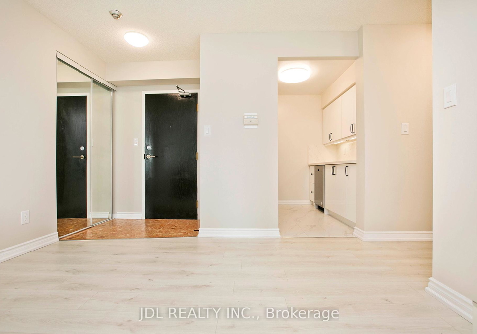 35-empress-avenue-north-york-ontario-c12326216