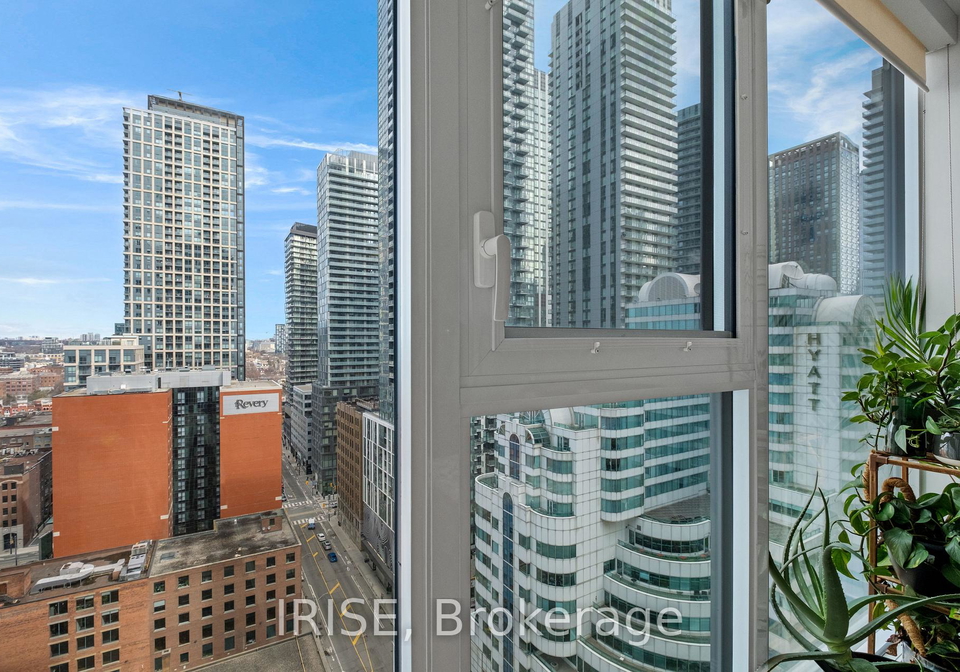 357-king-street-w-w-toronto-ontario-c12326237